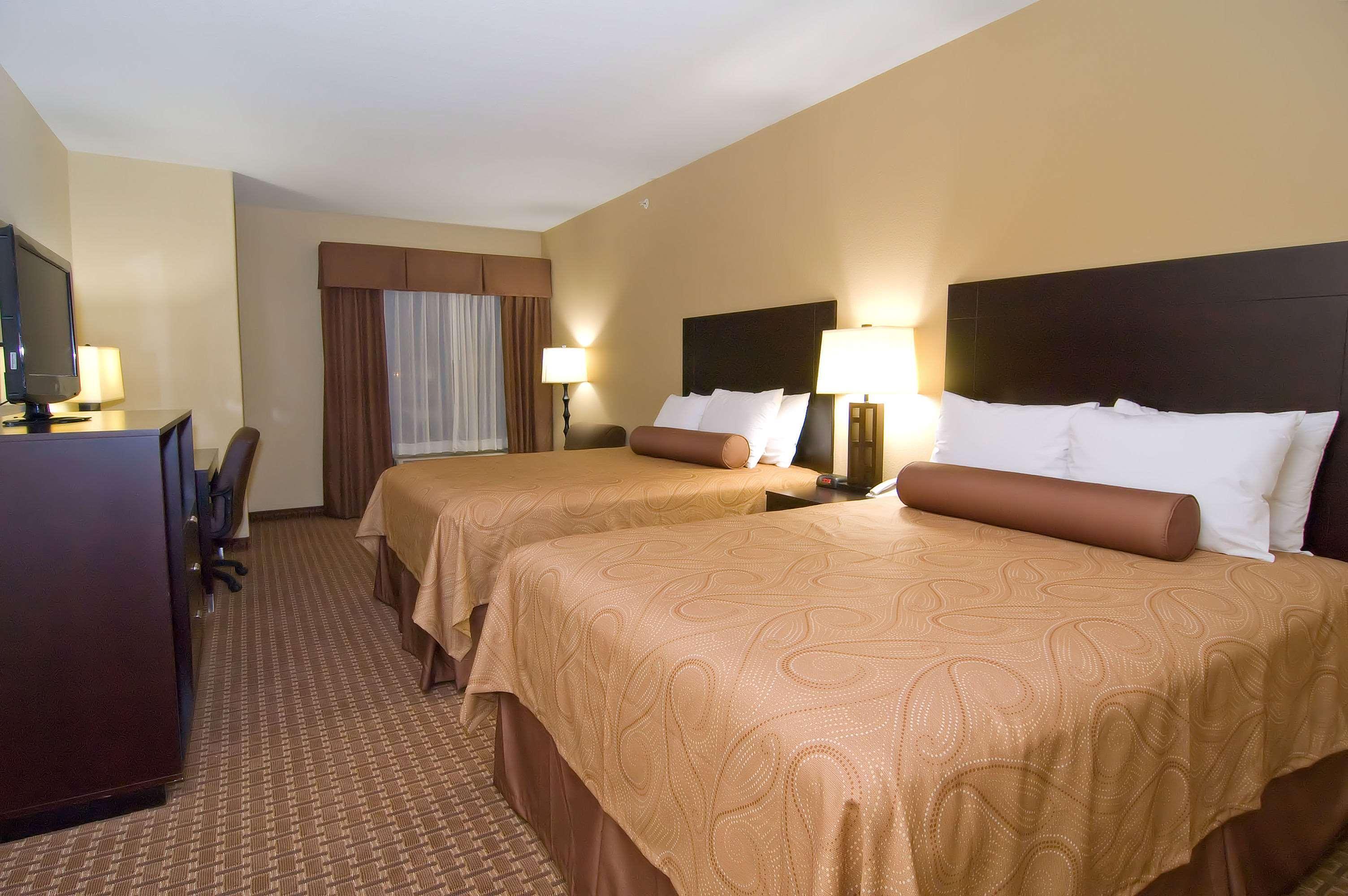 Best Western Bastrop Pines Inn Номер фото