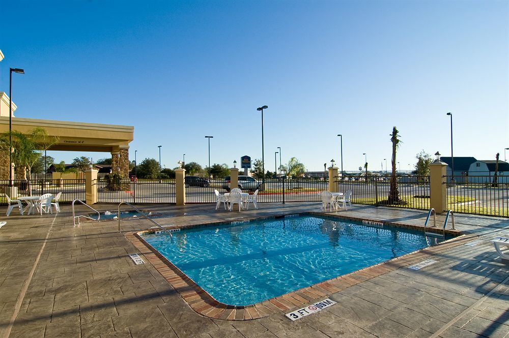 Best Western Bastrop Pines Inn Экстерьер фото