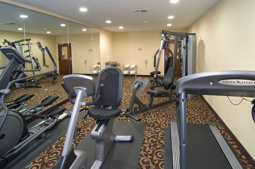 Best Western Bastrop Pines Inn Удобства фото